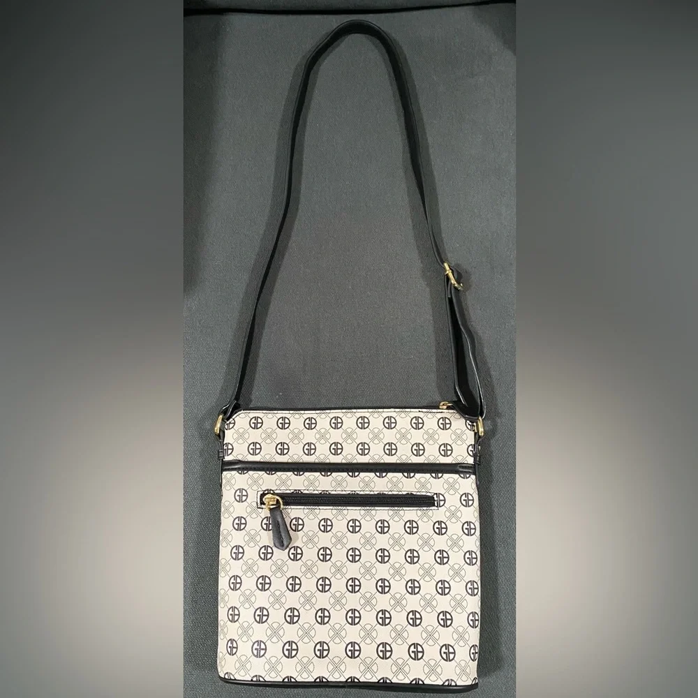 Giani Bernini Tonal Signature Crossbody - Picture 10 of 16
